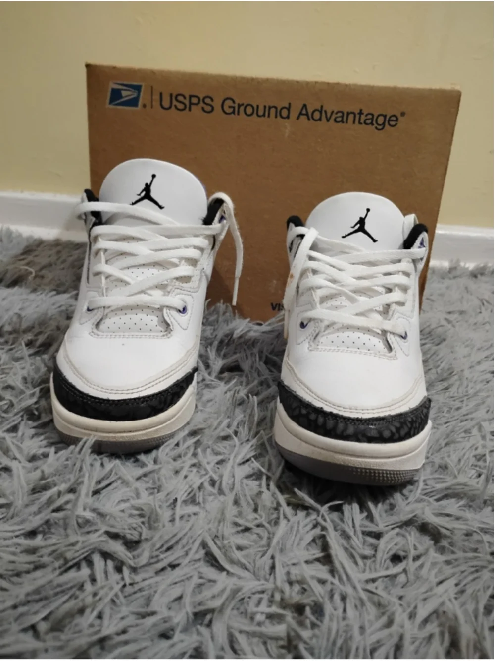Air Jordan 3 Retro Yourh Size 3 /3Y 